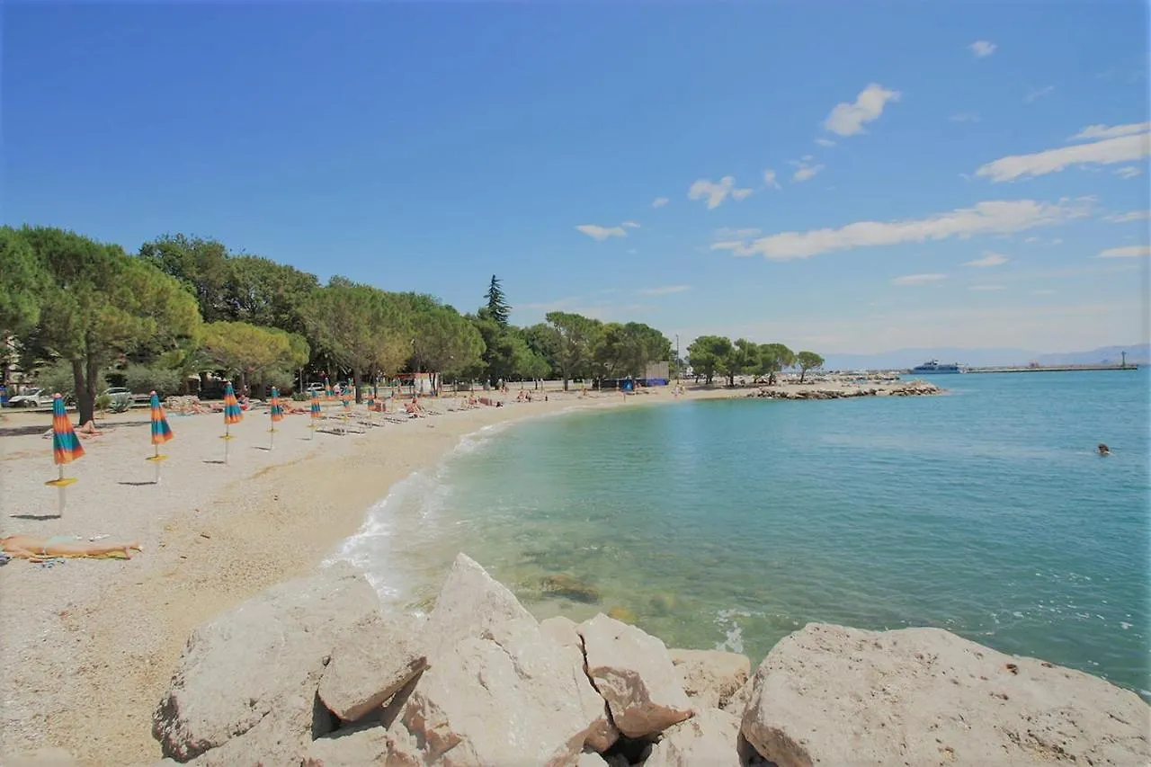 Apartment By The Beach Nona Crikvenica 0*,  Croatia