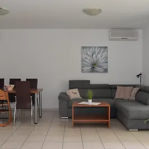 Apartament Andrea, Čižići